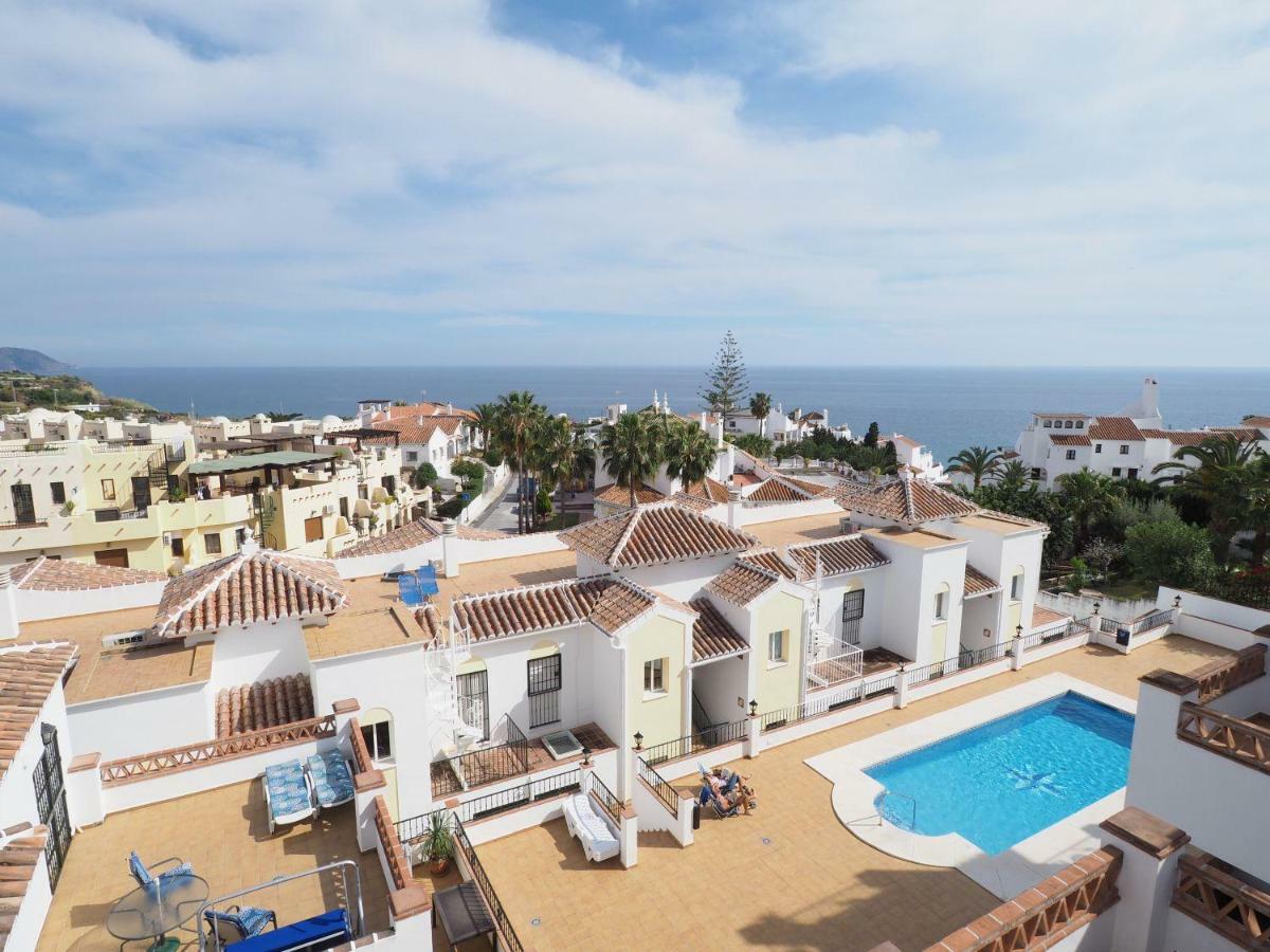 Nerja Paradise Rentals - Chimenea Apts ภายนอก รูปภาพ